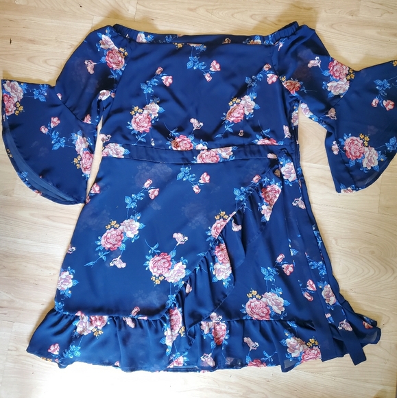 Xhilaration Dresses & Skirts - Off the shoulder floral dress with bell sleeves